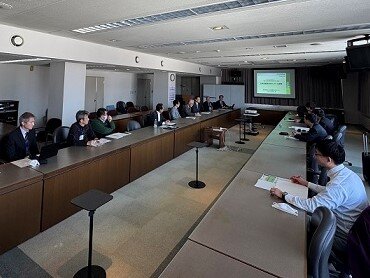 IMG_2039会議.jpg